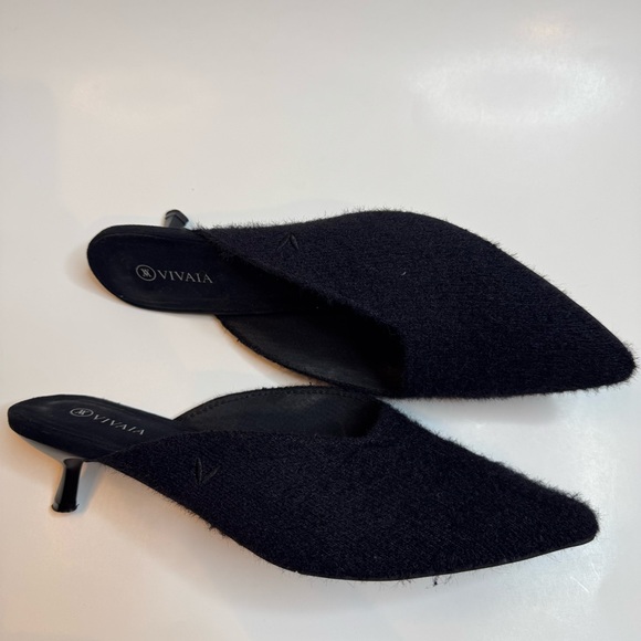 VIVAIA Pointed Toe Black Fuzzy Heeled Mules - Picture 5 of 9